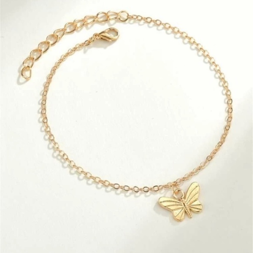 3/$30 💛 Butterfly Charm Anklet